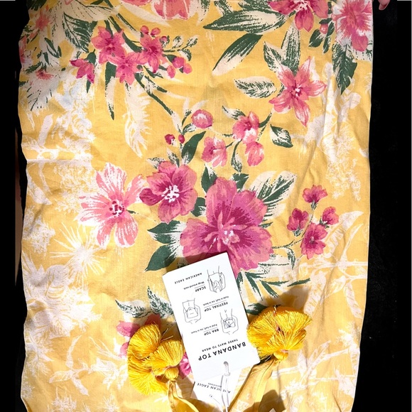 American Eagle Flower Bandana Top πππ - Picture 2 of 3